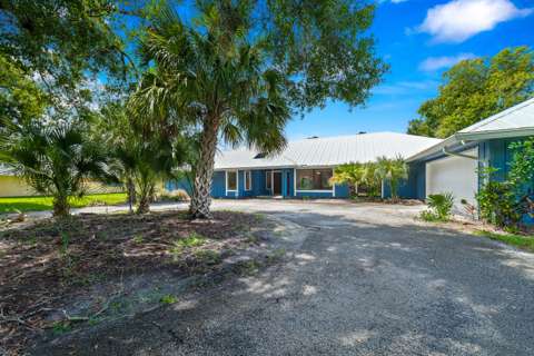 2122 SW Racquet Club Drive, pool for sale in Palm City