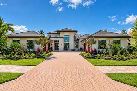 104 SE Rio Casarano, luxury home for sale in Port St. Lucie