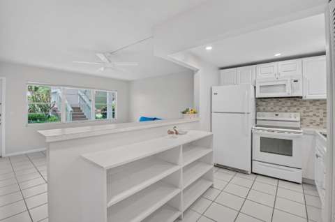 591 Fanshaw O, home for sale in Boca Raton 33434