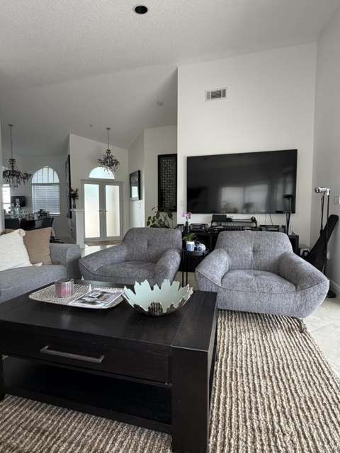 1101 Wilshire Circle, pool for sale in Pembroke Pines