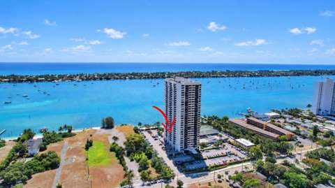5600 N Flagler Drive #606, waterfront for sale in West Palm Beach