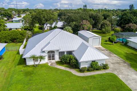 1002 Ibis Avenue, pool for sale in Fort Pierce