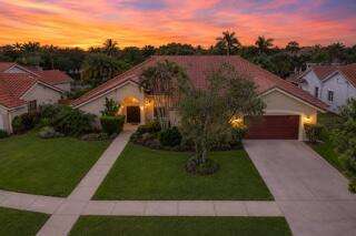 2156 Amesbury Circle, pool for sale in Wellington