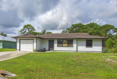 5717 Birch Drive, pool for sale in Fort Pierce