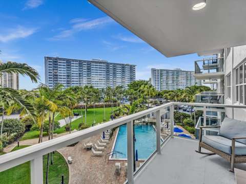 3300 NE 36Th Street #420, waterfront for sale in Fort Lauderdale