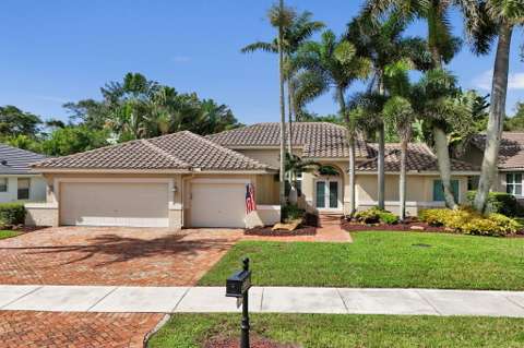 9645 E Tree Tops Court, 4-bedroom for sale in Davie