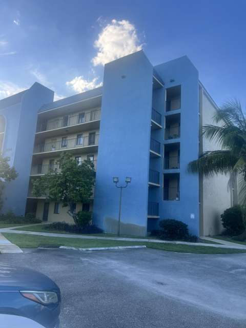 2794 Tennis Club Drive #205, starter home for sale in West Palm Beach