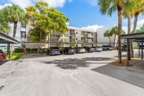 1950 SW Palm City Road #14203, $300k–$500k for sale in Stuart