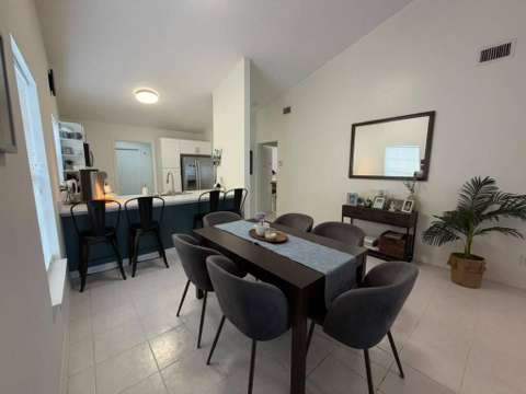 1437 Royal Forest Court, $300k–$500k for sale in West Palm Beach