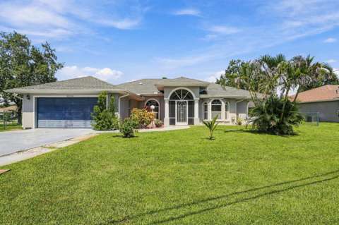 2801 SE Hutchings Avenue, home for sale in Port St. Lucie 34952