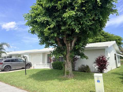 1304 SW 15Th Street, $300k–$500k for sale in Boynton Beach