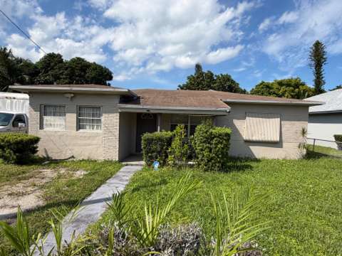 4311 SW 19Th Street, $300k–$500k for sale in West Park