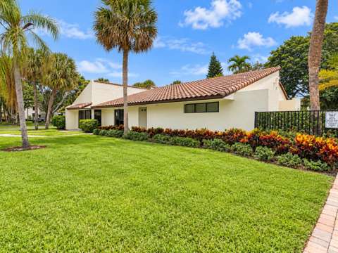 7200 NW 2Nd Avenue #49, $300k–$500k for sale in Boca Raton