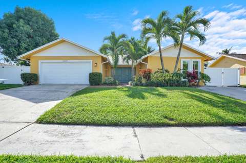 1224 NW 15Th Street, pool for sale in Boca Raton