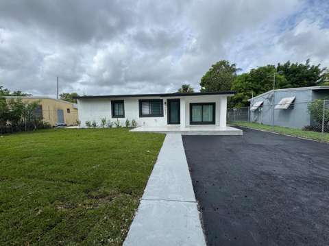 1031 NW 10Th Avenue, home for sale on NW 10Th Avenue
