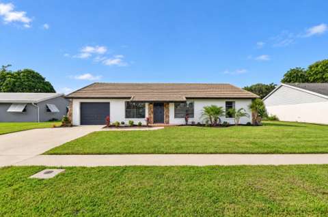 8213 Rose Marie Avenue, 4-bedroom for sale in Boynton Beach