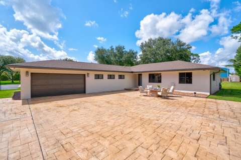5139 1St Road, 4-bedroom for sale in Lake Worth