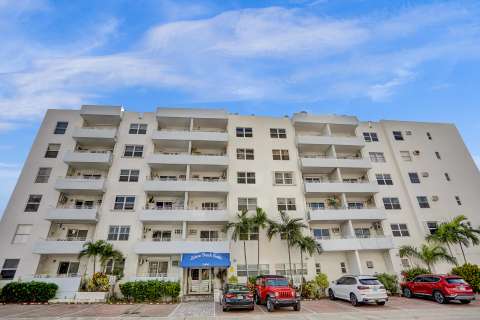 2900 Banyan Street #101, home for sale in Fort Lauderdale 33316