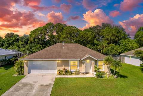 1402 SW Broadview Street, home for sale on SW Broadview Street