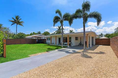 918 SE 3Rd Avenue, home for sale on SE 3Rd Avenue