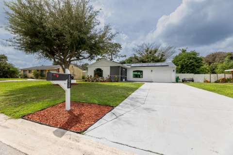 1372 SE Roanoke Street, home for sale in Port St. Lucie 34952