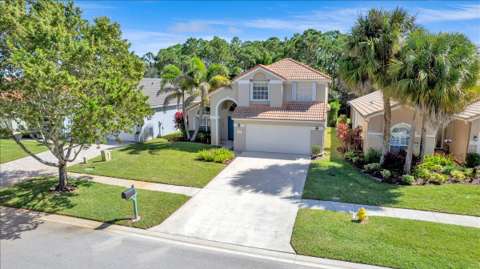 7119 SE Twin Oaks Circle, home for sale in Stuart 34997