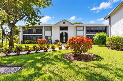 15465 Lakes Of Delray Boulevard #103, waterfront for sale in Delray Beach