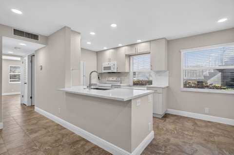 883 Normandy Trail, golf community for sale in Delray Beach
