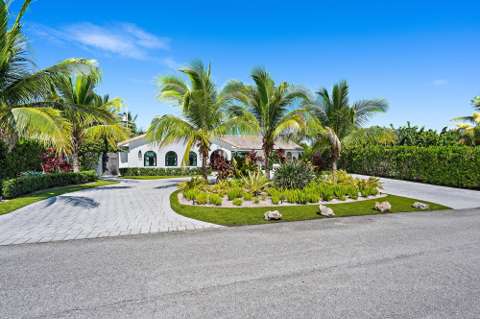 3335 Cove Road, 4-bedroom for sale in Jupiter