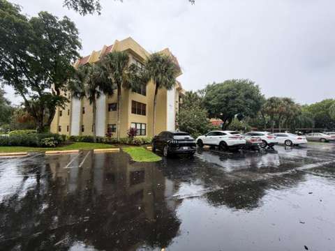 23345 Carolwood Lane #405, starter home for sale in Boca Raton