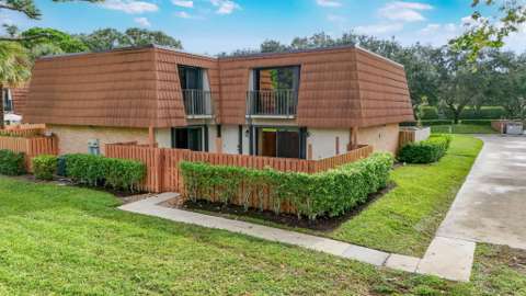 108 Heritage Way, $300k–$500k for sale in West Palm Beach