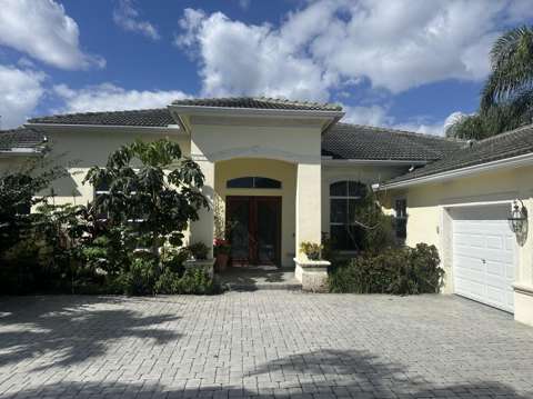 7907 Fairway Lane, luxury home for sale in West Palm Beach