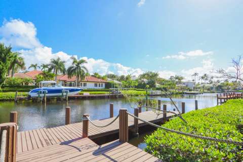 13868 Le Bateau Isle, luxury home for sale in Palm Beach Gardens