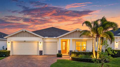 519 SE Mulberry Way, home for sale on SE Mulberry Way