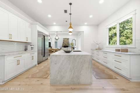 140 N Roscoe Boulevard, home for sale on N Roscoe Boulevard