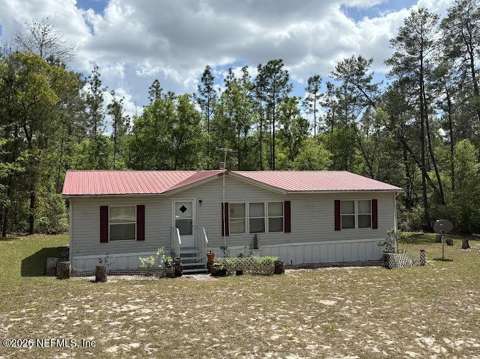109 Greenwood Road, home for sale in Florahome 32140