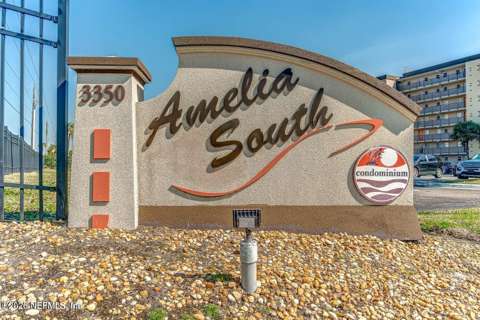 3350 S Fletcher Avenue #6C, home for sale on S Fletcher Avenue
