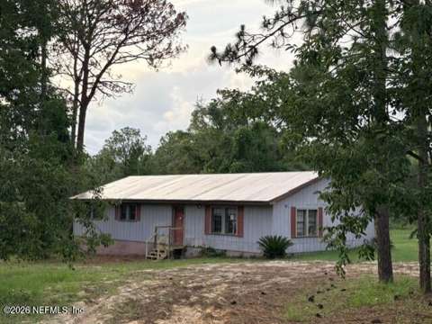 5830 Lady Bug Lane, home for sale in Melrose 32666