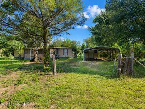 602 Junior Lake Drive, home for sale in Interlachen 32148