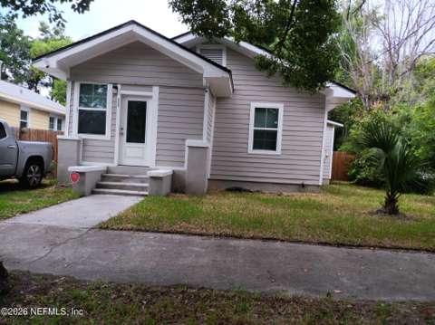 325 W 17Th Street, home for sale on W 17Th Street