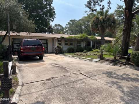 3833 Anvers Boulevard, home for sale on Anvers Boulevard