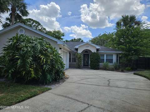 1124 Linkside Court, home for sale in Atlantic Beach 32233