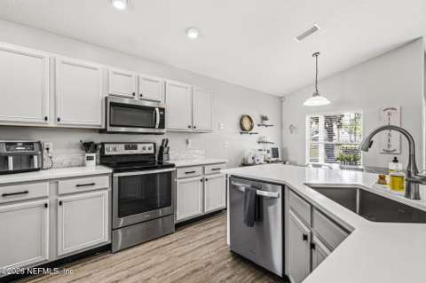 1634 Highland View Court, home for sale on Highland View Court