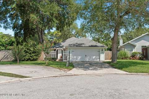 7611 Leafy Forest Way, home for sale in Jacksonville 32277