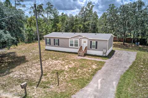 307 Canine Street, home for sale in Interlachen 32148