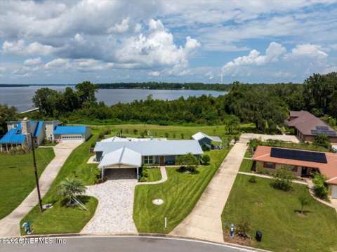 209 River Drive, home for sale in East Palatka 32131