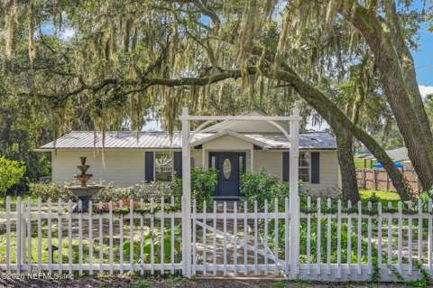 5927 White Sands Road, home for sale in Keystone Heights 32656