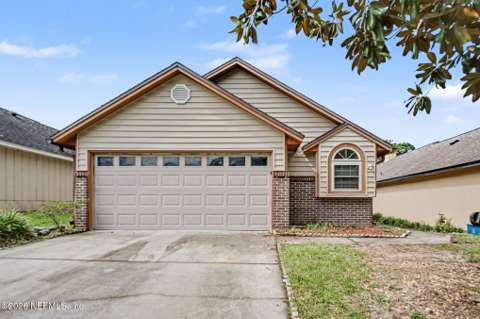 1264 Suffolk Place, home for sale in Orange Park 32065