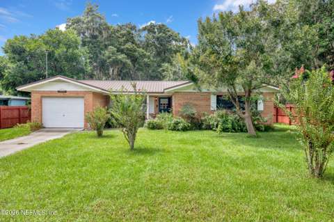 302 Westover Circle, home for sale in Palatka 32177