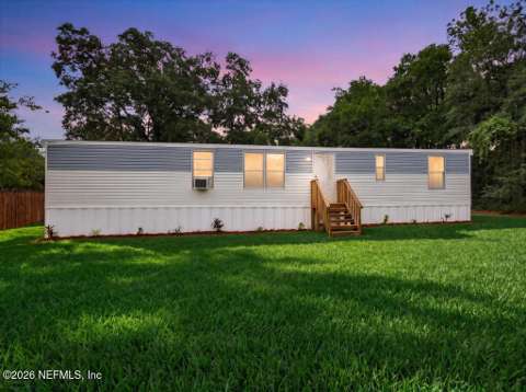 204 Milton Avenue, home for sale in Interlachen 32148